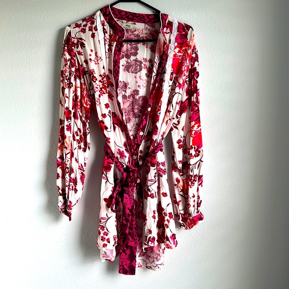Maaji Tops - Button up long sleeve top
